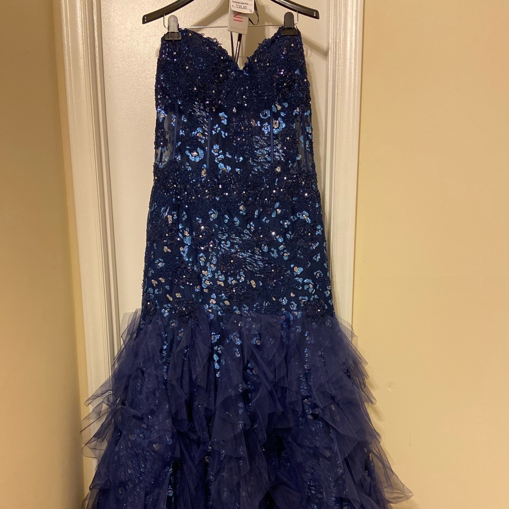 Navy blue prom dress.